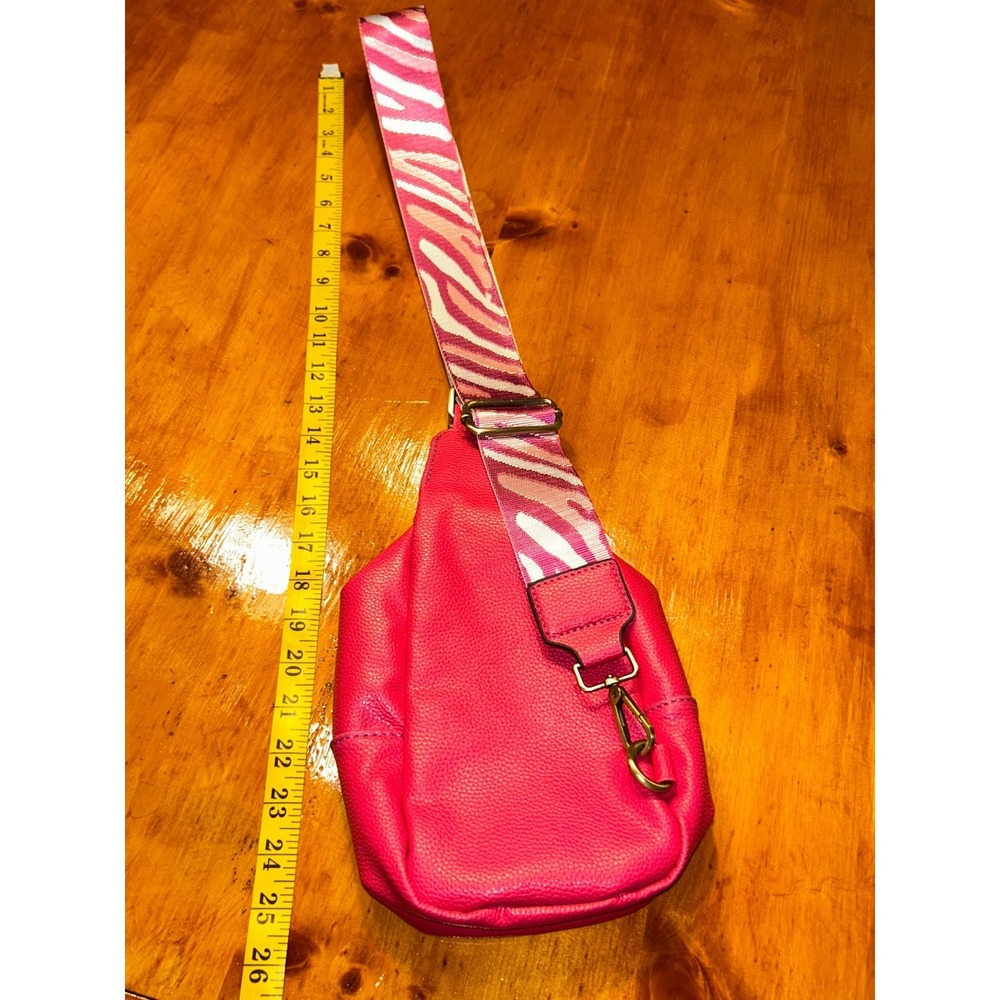 Pink Pebbled Vegan Leather Sling Bag Zebra Guitar Strap Crossbody Backpack Y2K - Picture 3 of 13